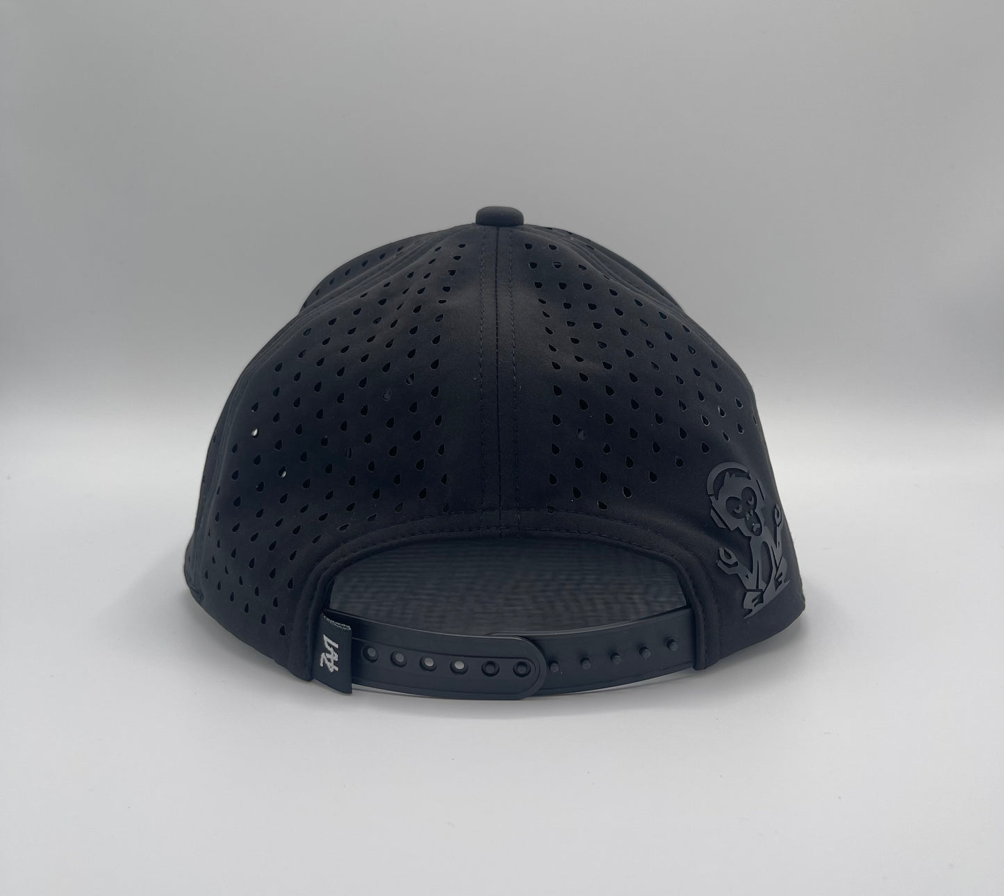 Seven Seas Black