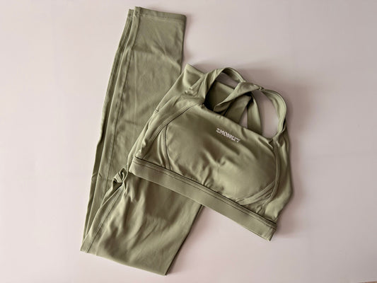 Silhouette Set Sage